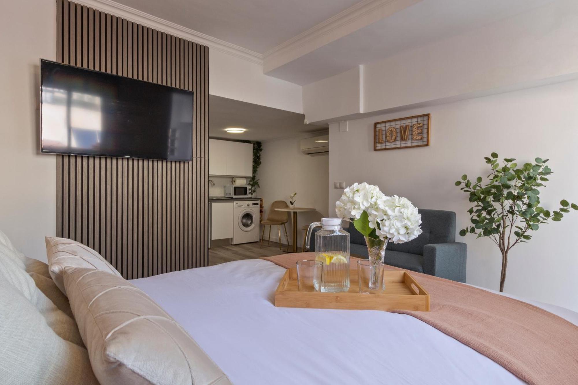 Luxer Holidays Malaga Exterior photo